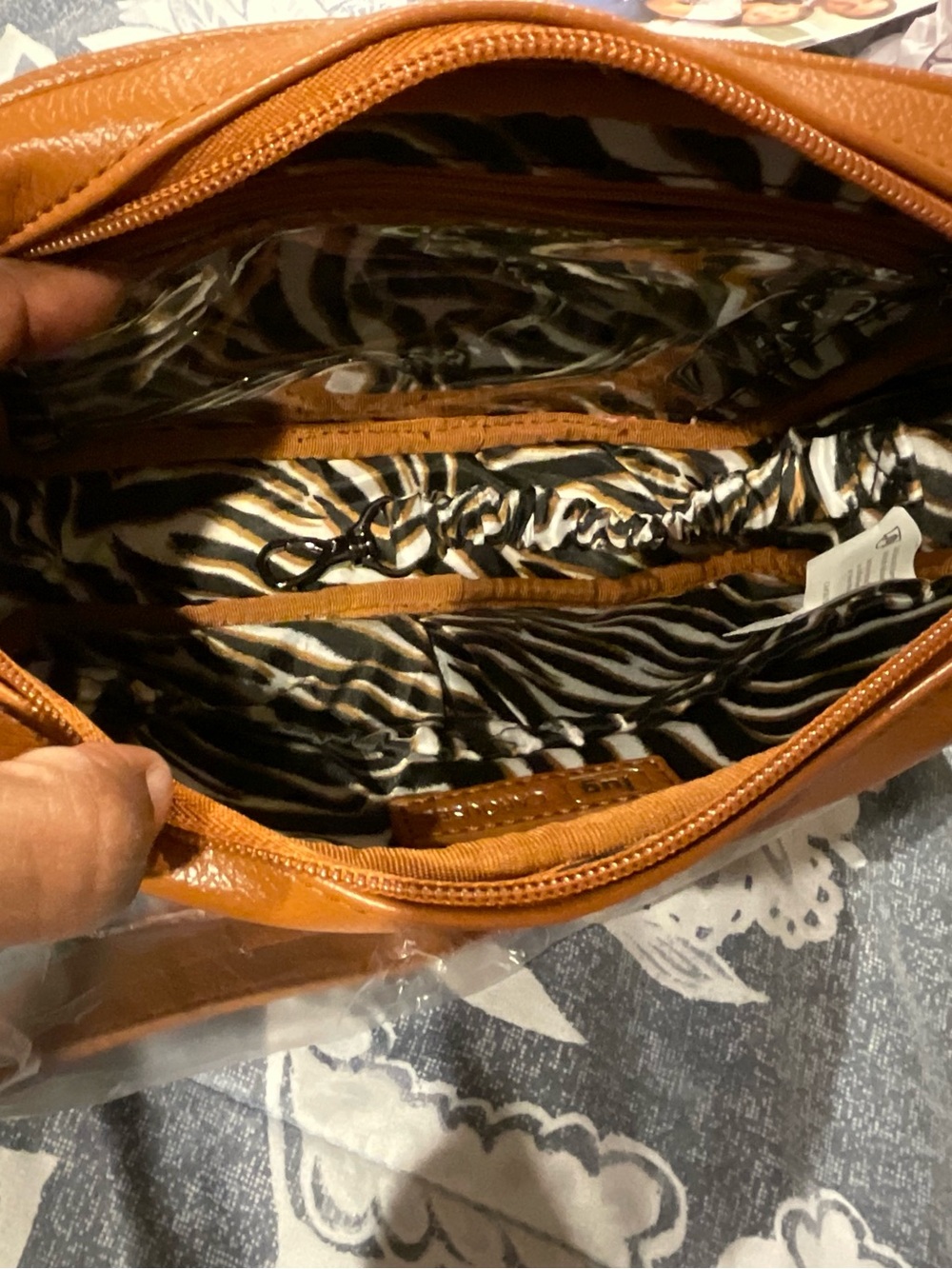 Lug Carousel VL Crossbody Bag, Copper Brown - Picture 6 of 8